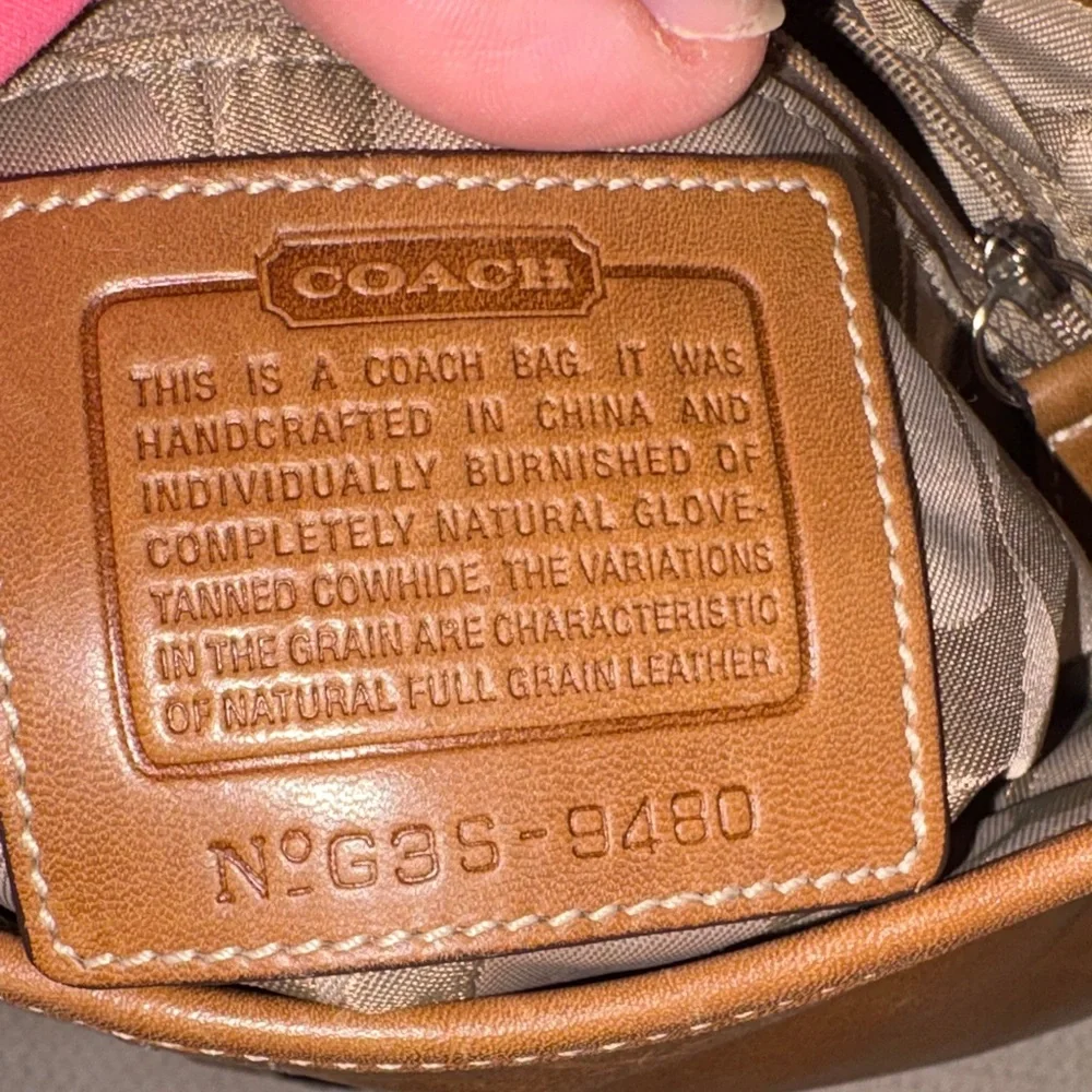 Coach Soho Vintage. Leather/Silver Buckle Crossbody Saddlebag. EUC - Picture 16 of 16